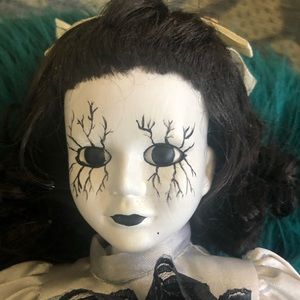 Spooky Art doll!